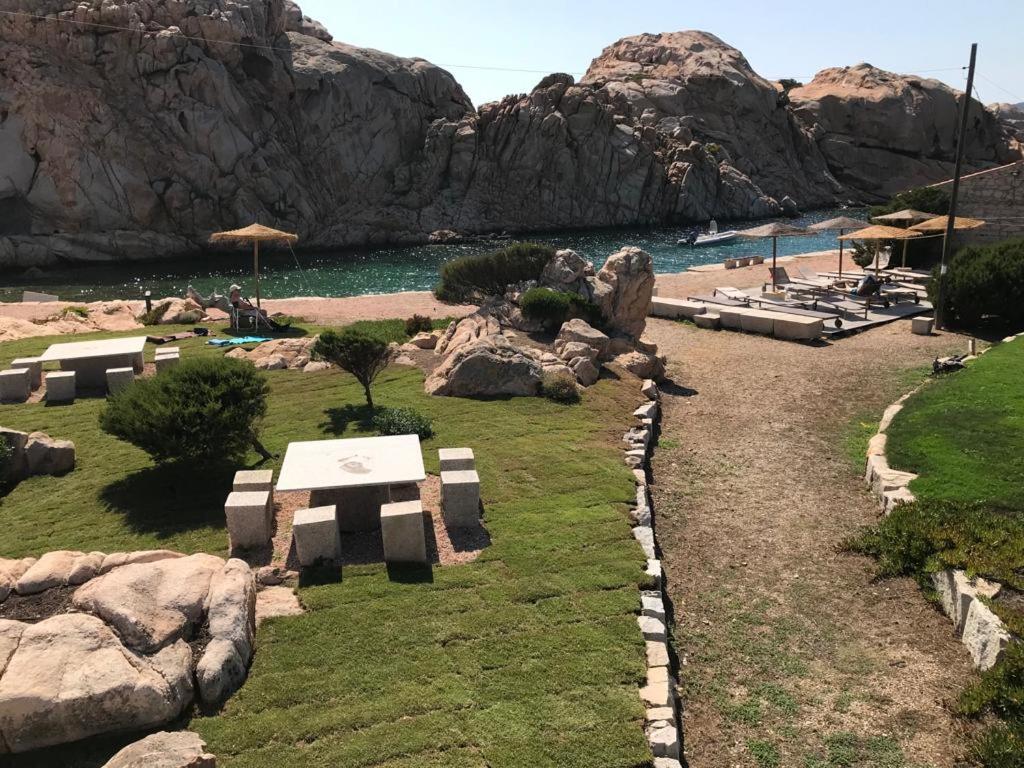 Residence Cala Francese - Case Sul Mare La Maddalena  Ngoại thất bức ảnh