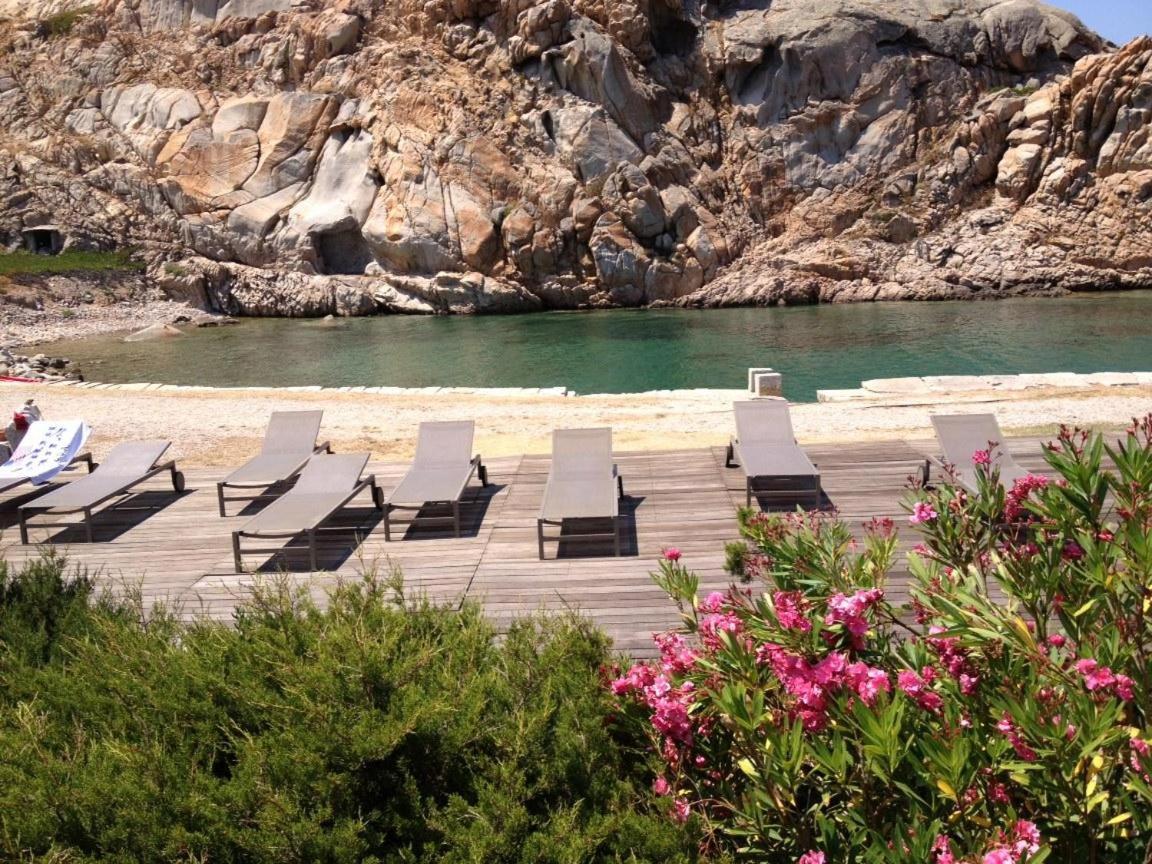 Residence Cala Francese - Case Sul Mare La Maddalena  Ngoại thất bức ảnh