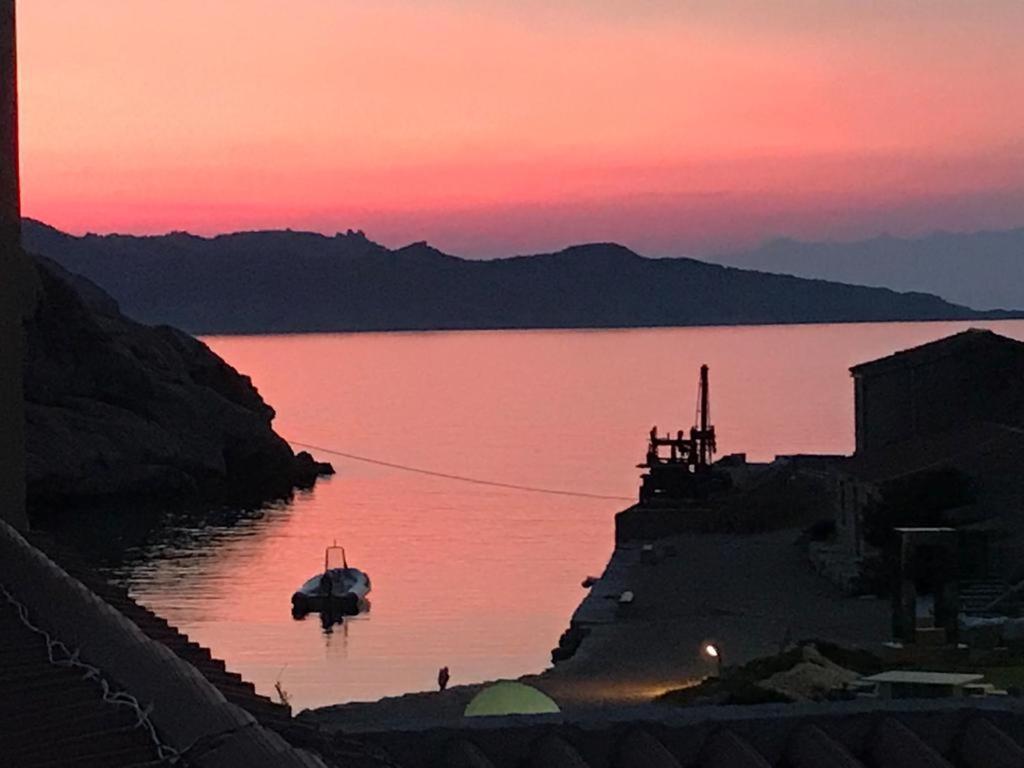 Residence Cala Francese - Case Sul Mare La Maddalena  Ngoại thất bức ảnh