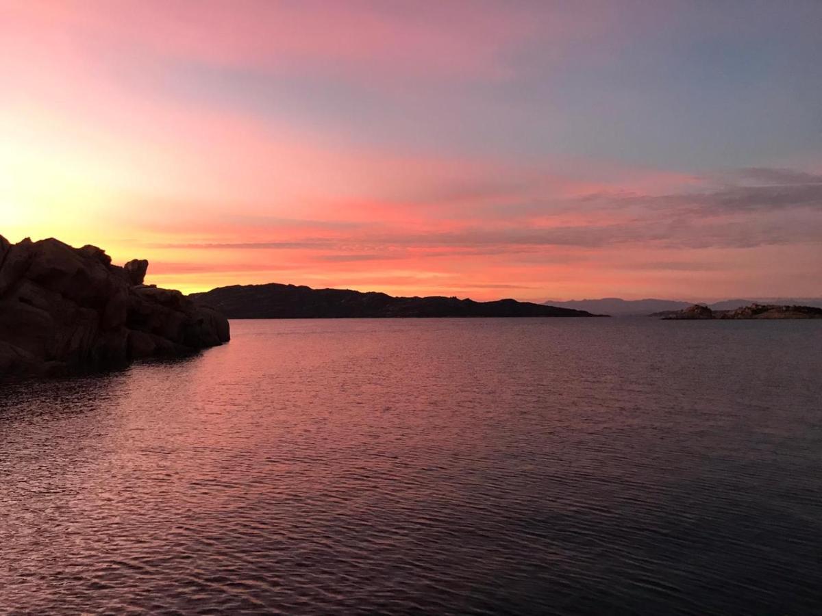 Residence Cala Francese - Case Sul Mare La Maddalena  Ngoại thất bức ảnh