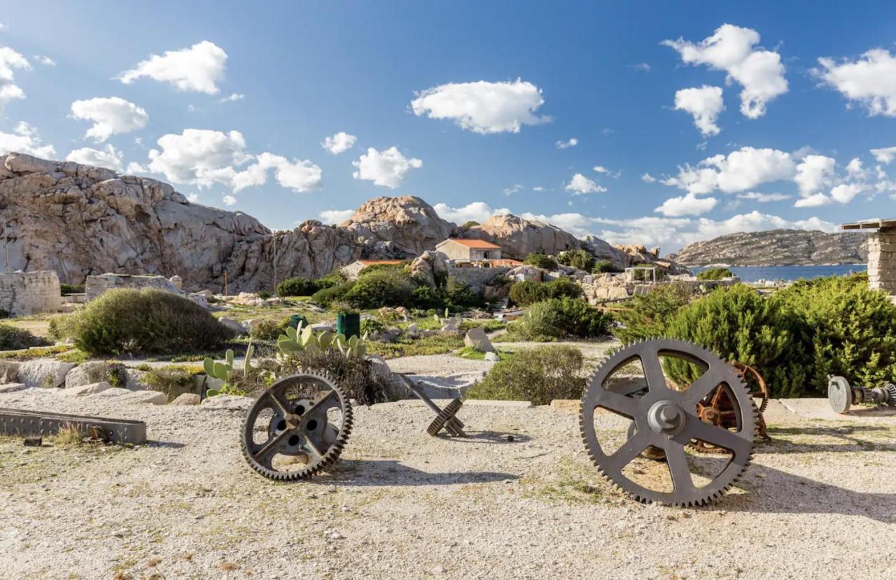 Residence Cala Francese - Case Sul Mare La Maddalena  Ngoại thất bức ảnh
