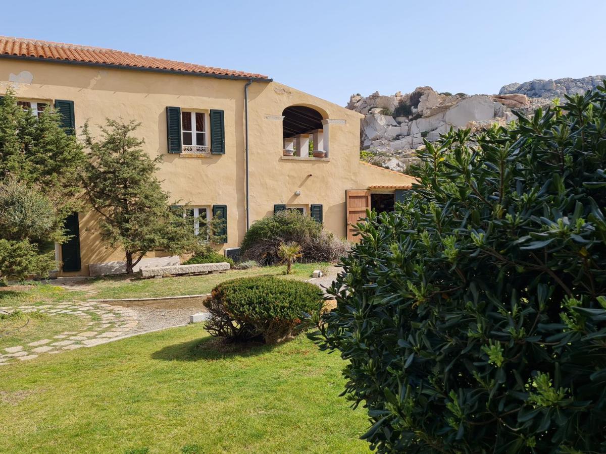 Residence Cala Francese - Case Sul Mare La Maddalena  Ngoại thất bức ảnh
