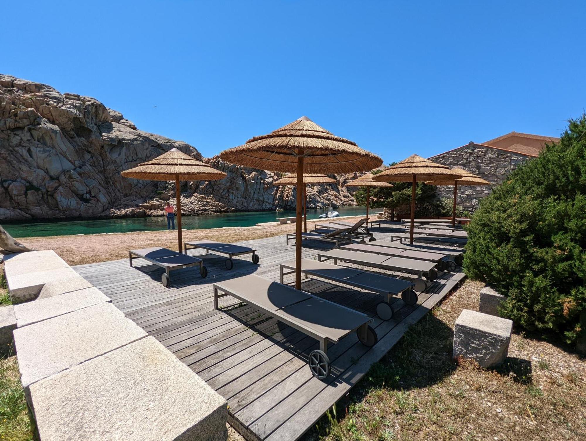 Residence Cala Francese - Case Sul Mare La Maddalena  Ngoại thất bức ảnh