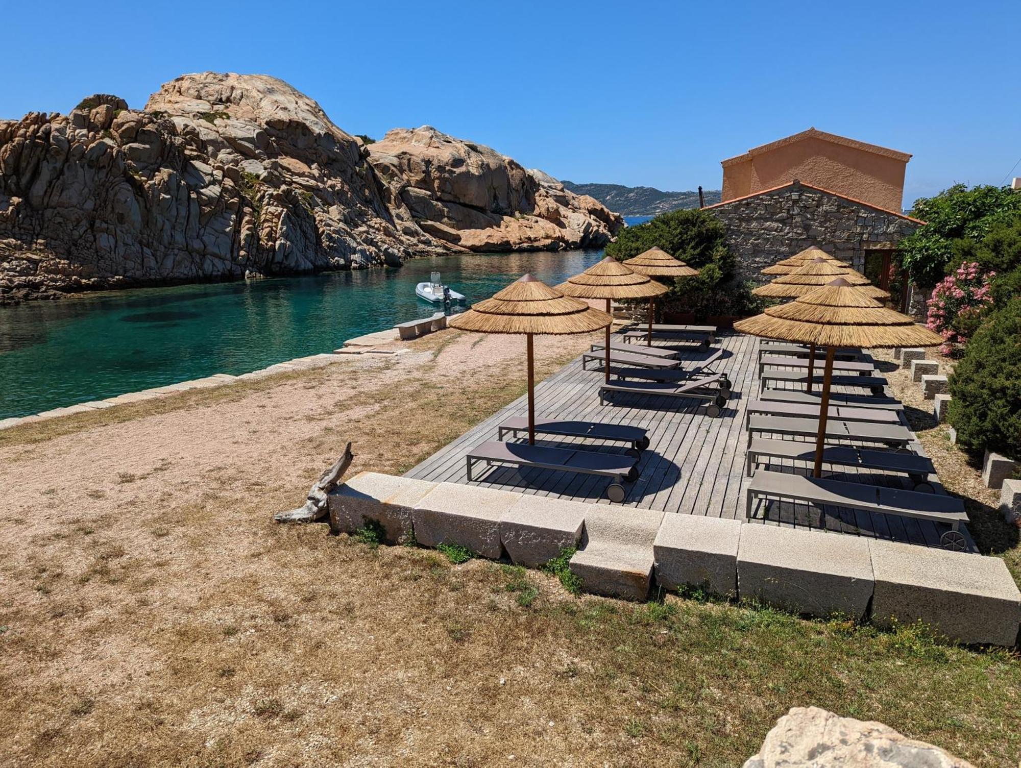 Residence Cala Francese - Case Sul Mare La Maddalena  Ngoại thất bức ảnh