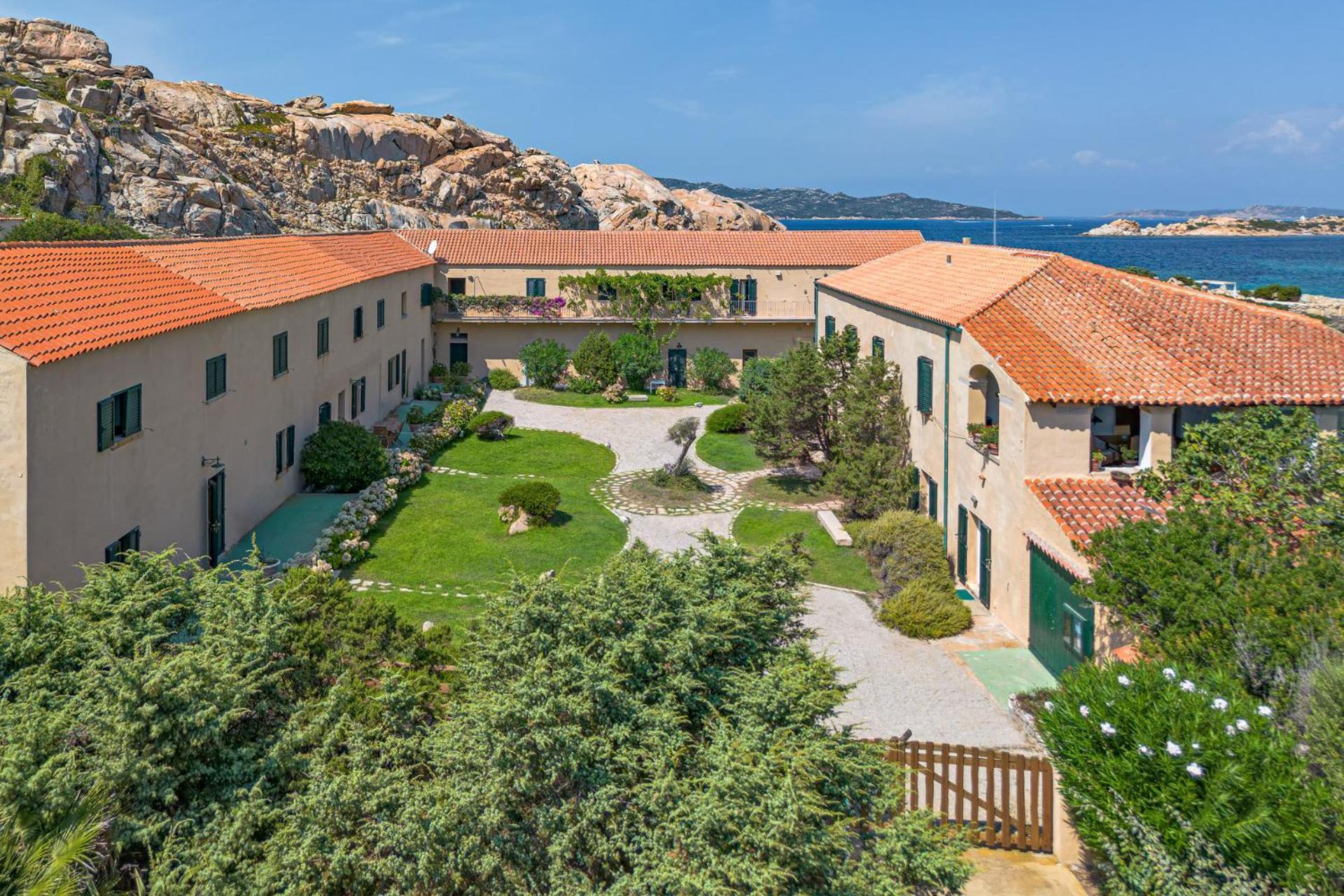 Residence Cala Francese - Case Sul Mare La Maddalena  Ngoại thất bức ảnh